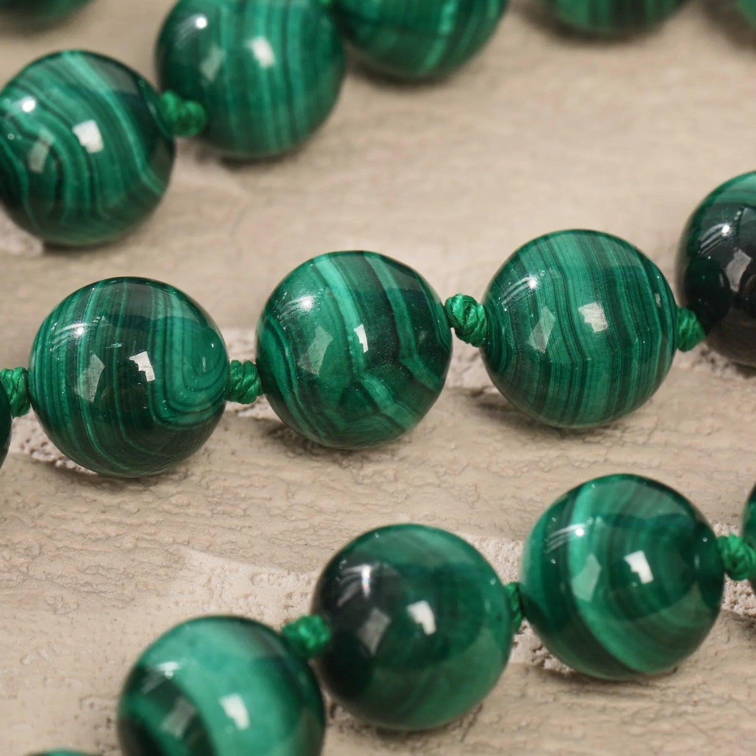 Malachite Muse Necklace - Voisson