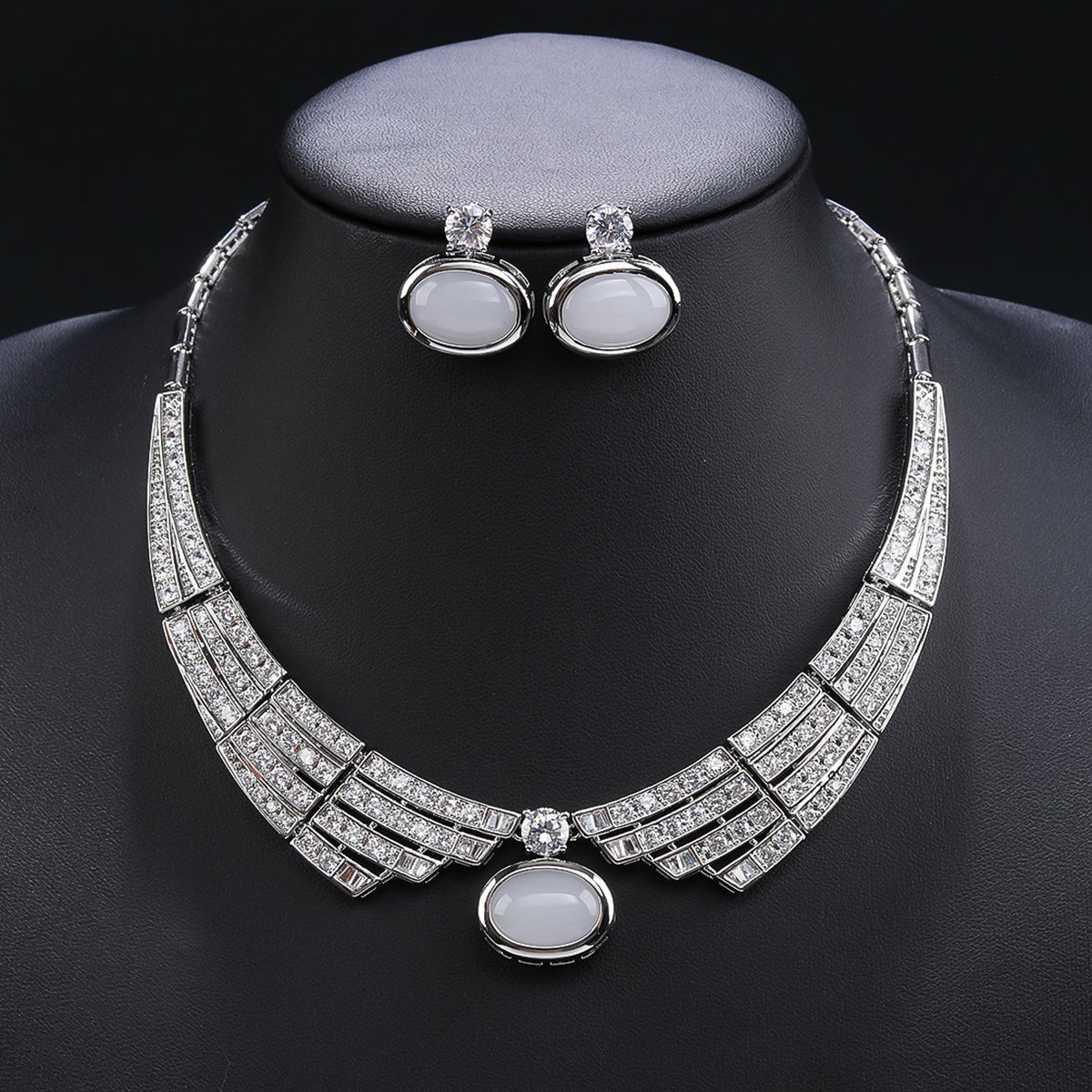 Midnight Boulevard Necklace - Voisson