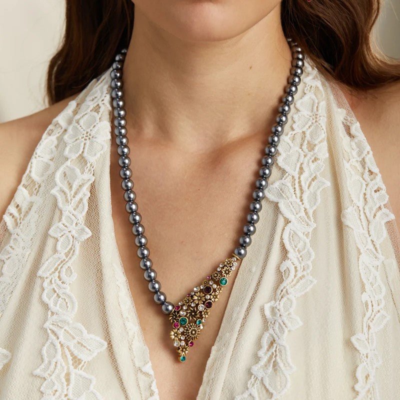 Midnight Relic Pendant Necklace - Voisson