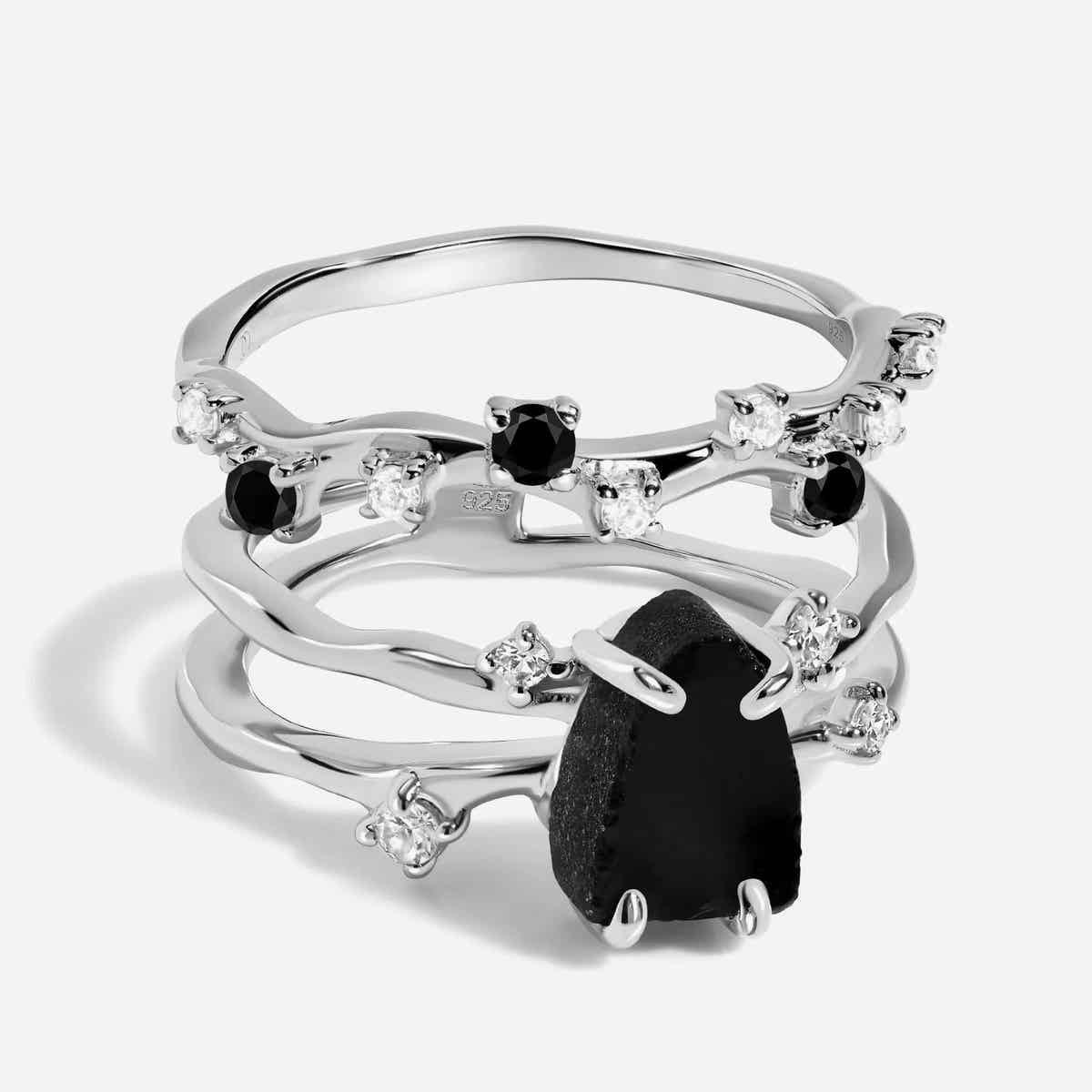 Midnight Thorn 925 Silver Ring - Voisson