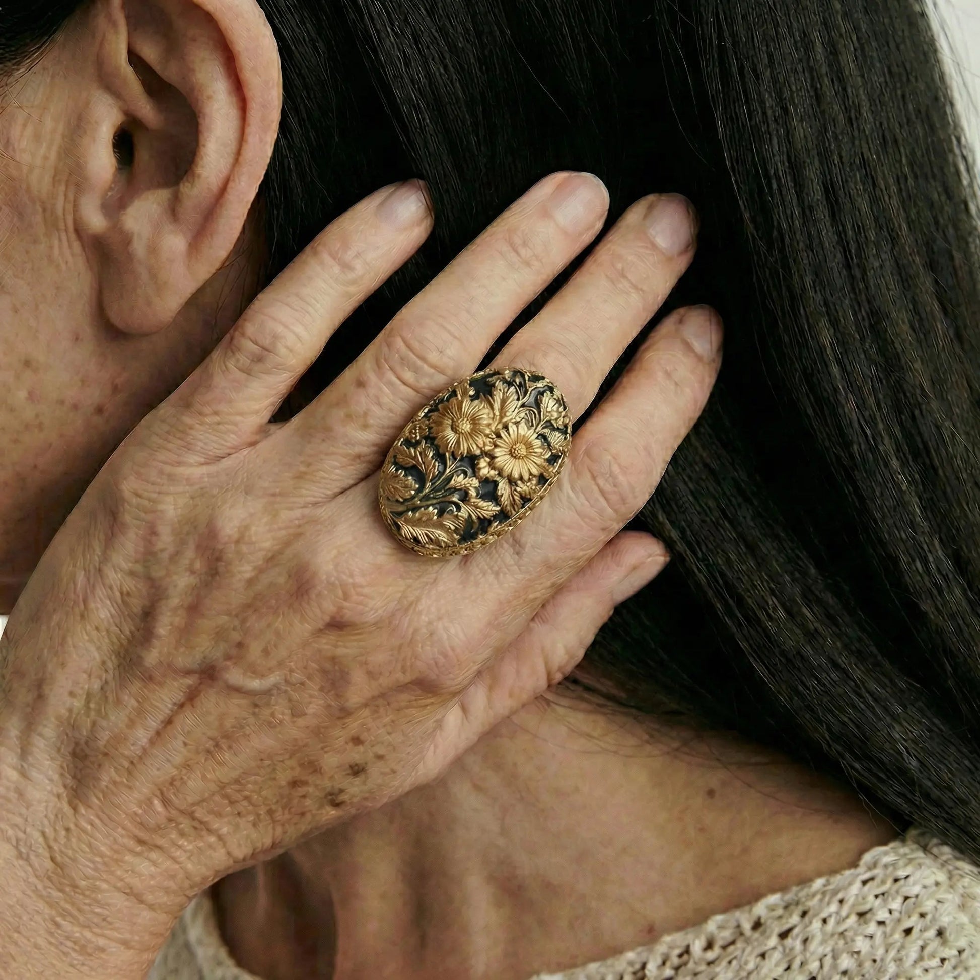 MidnightBloom Vintage Ring - Voisson