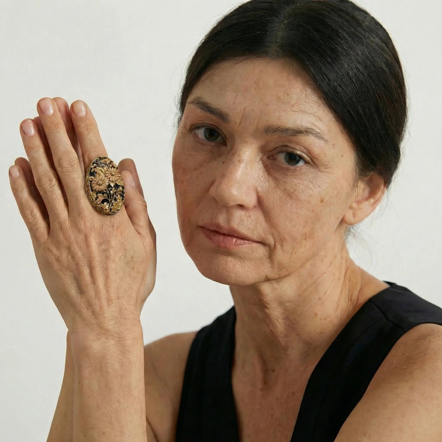 MidnightBloom Vintage Ring - Voisson