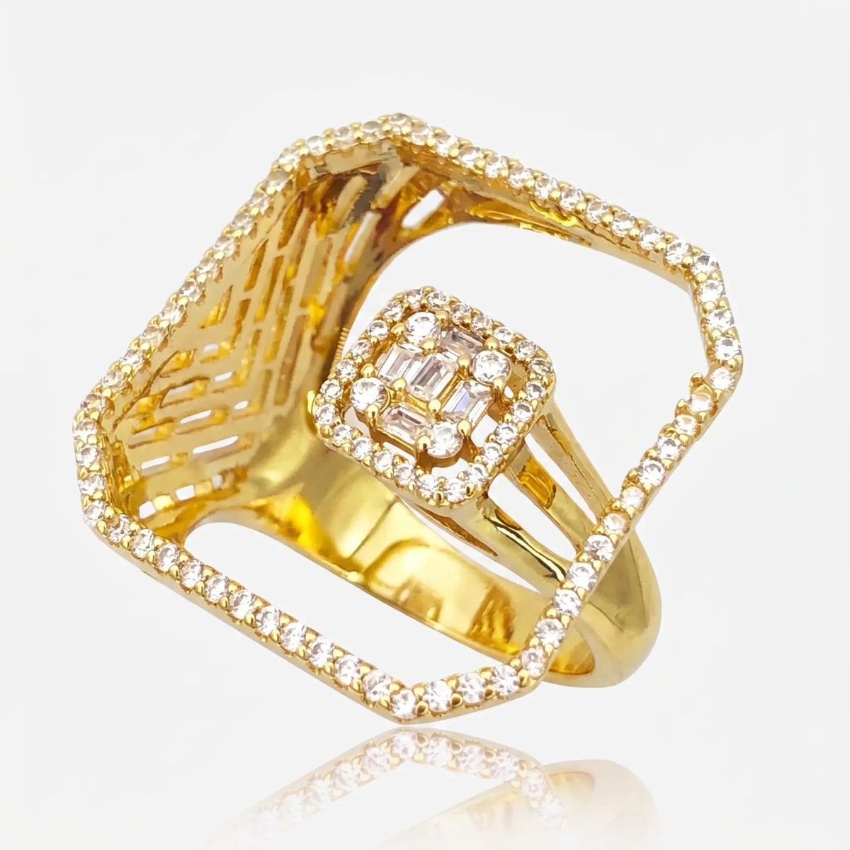Modern Orbit Ring - Voisson