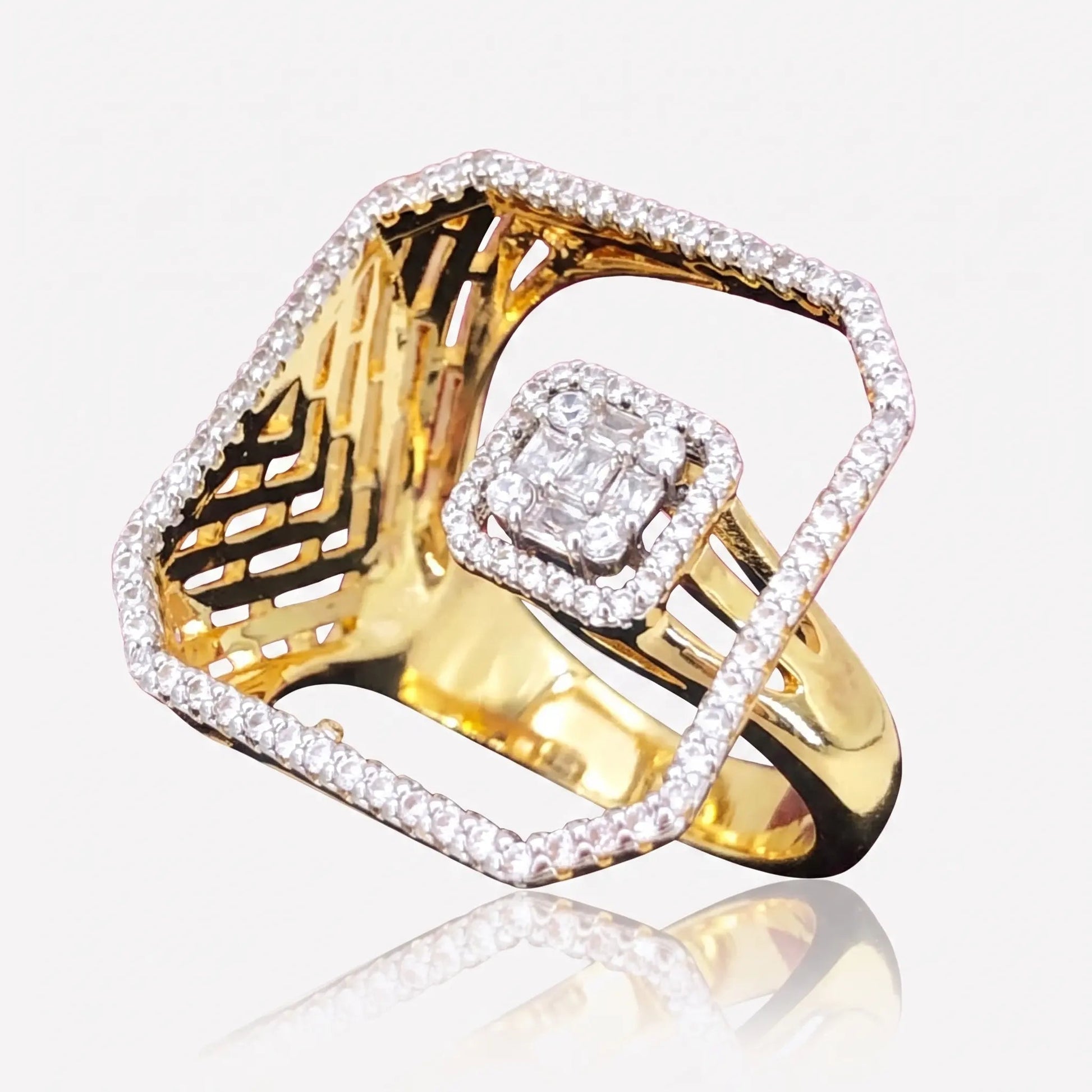 Modern Orbit Ring - Voisson