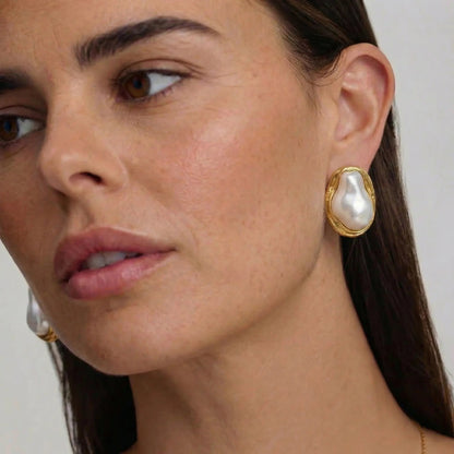 ModernMuse SS Gold Collection Earrings - Voisson