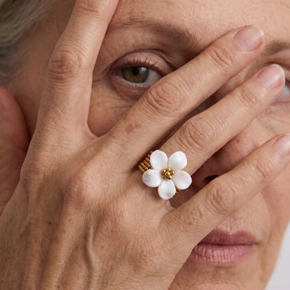 Moonflower Shell Ring - Voisson