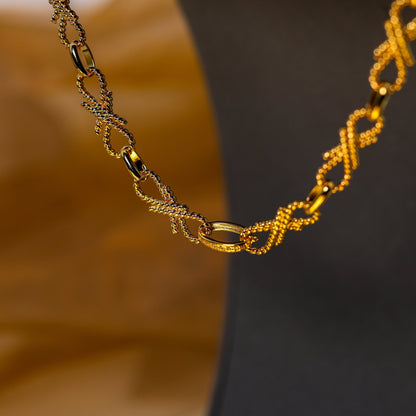 Moonlit Drift Pendant Necklace - Voisson