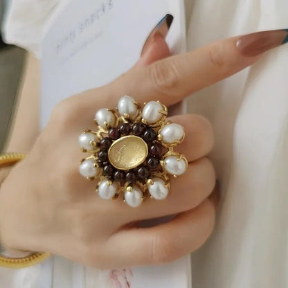 Morningstar Crystal Pearl Vintage Ring - Voisson