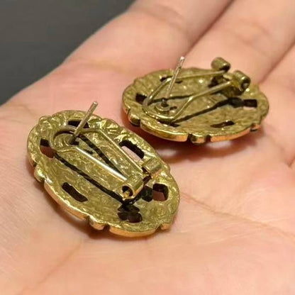 Noble Cameo Stud Earrings - Voisson