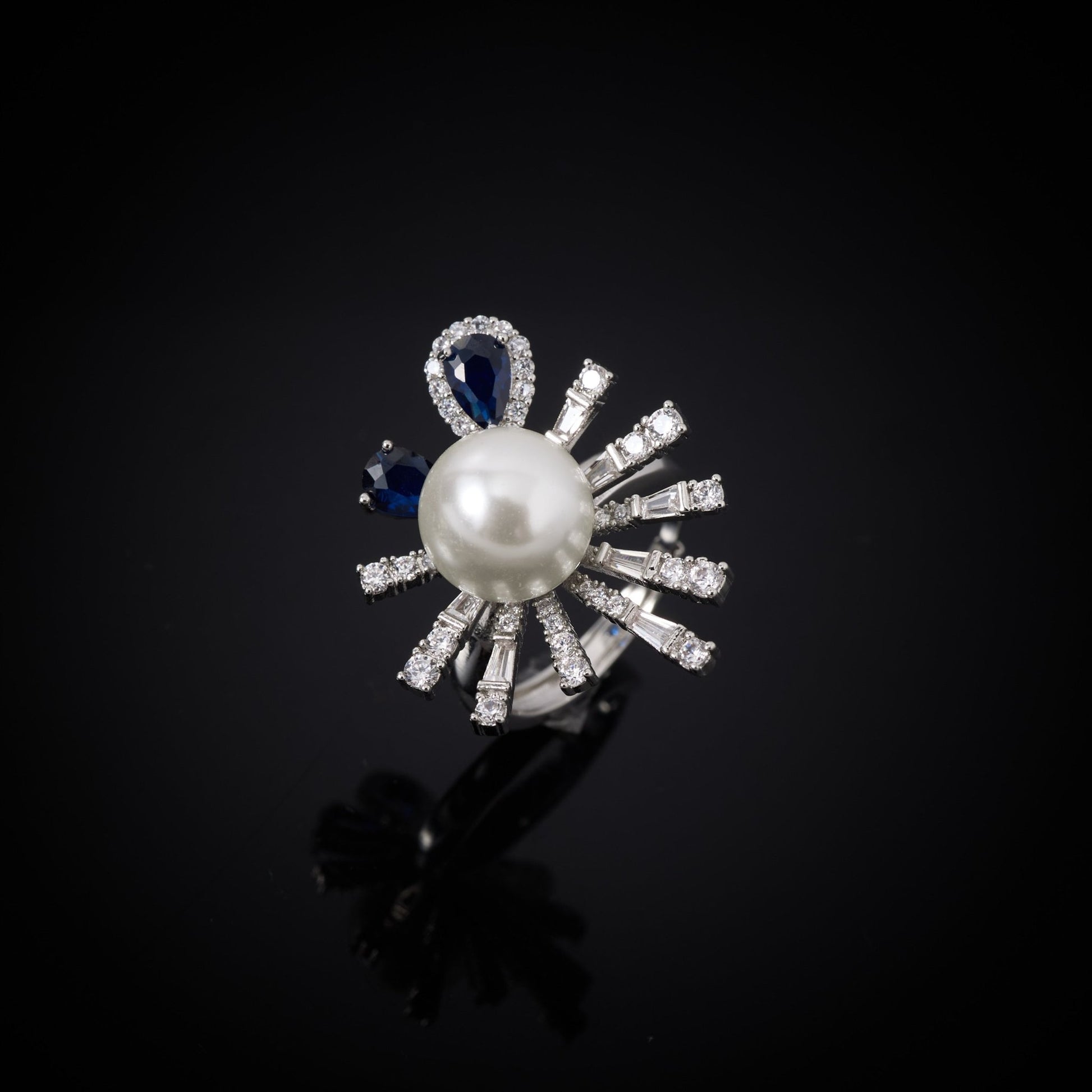 Nocturne Royale Pearl Ring - Voisson
