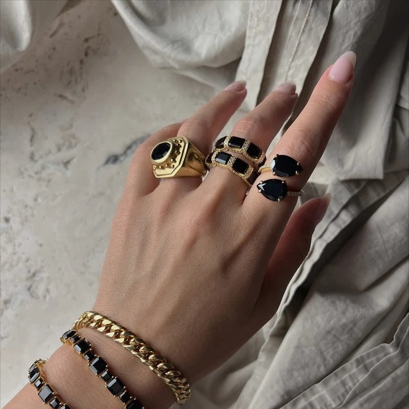 Noir Halo Band Ring - Voisson
