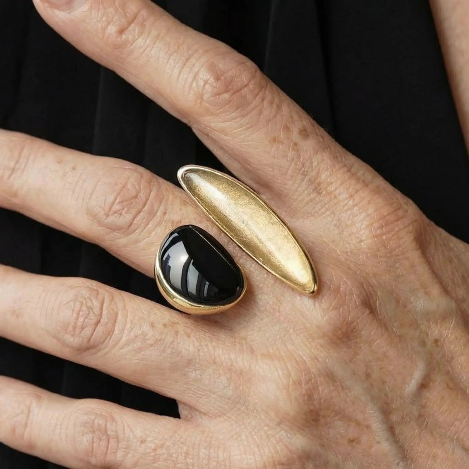 Octavia’s Opulence Natural Agate Vintage Open Ring - Voisson