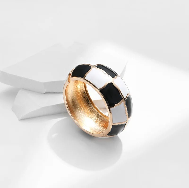 Opulent Odyssey Chunky Checkered Bracelet - Voisson