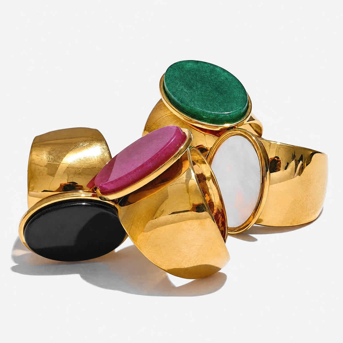 Oval Stone Signet Ring - Voisson