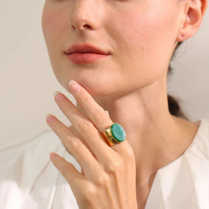 Oval Stone Signet Ring - Voisson
