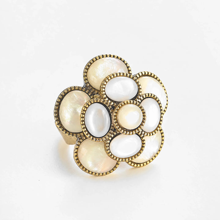 Pearl Bloom Vintage Ring - Voisson