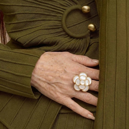 Pearl Bloom Vintage Ring - Voisson