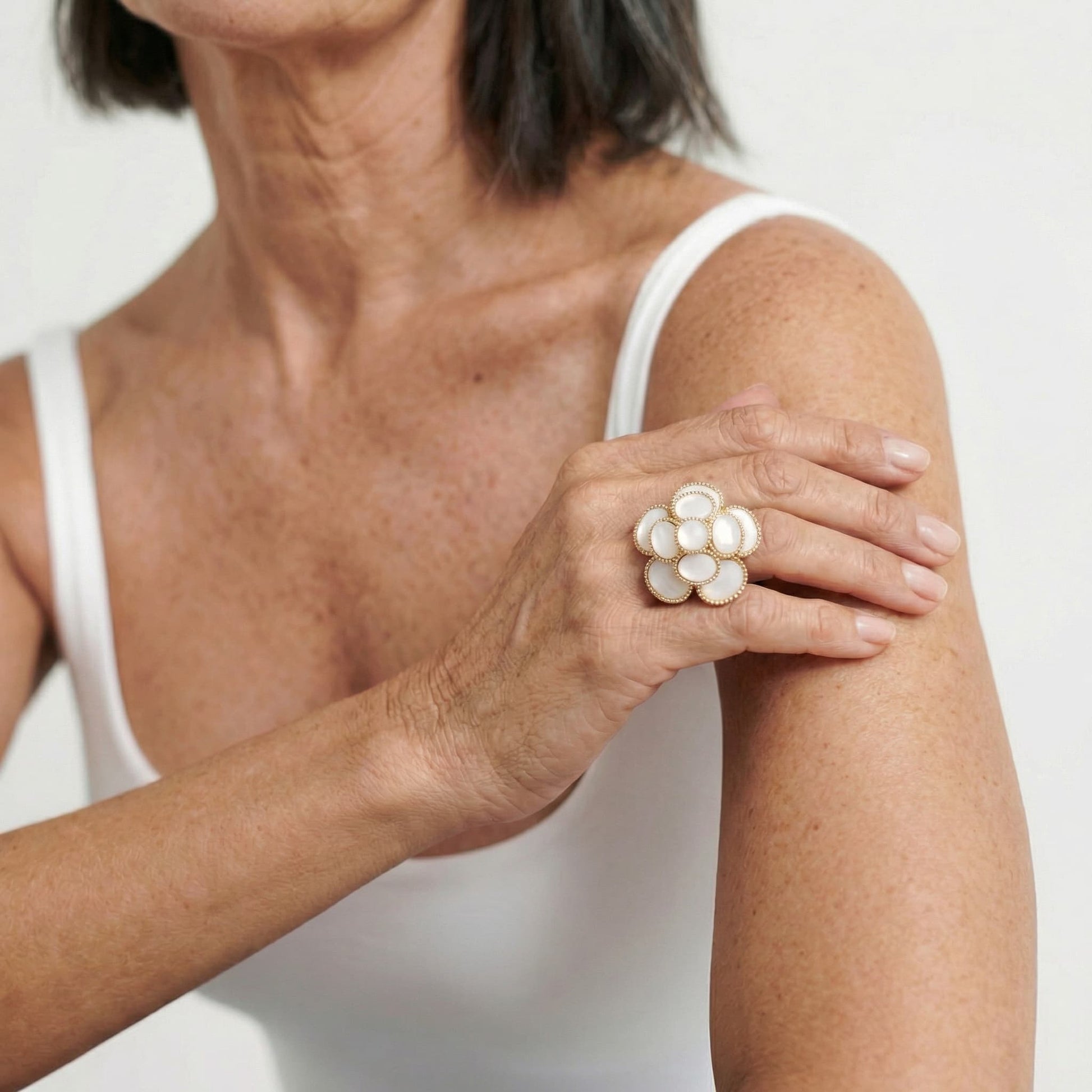 Pearl Bloom Vintage Ring - Voisson