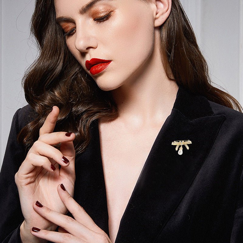 Pearl Drop Bow Brooch - Voisson