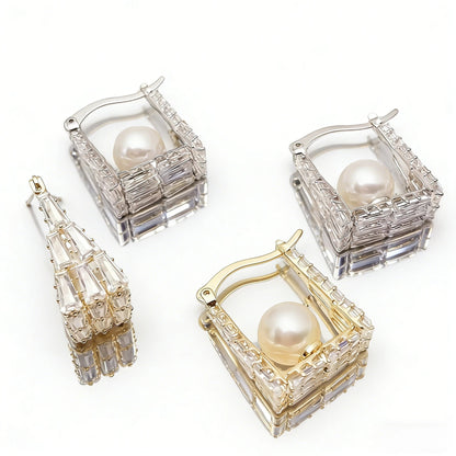 Pearl Frame Hoop Earrings - Voisson