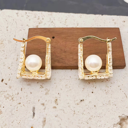 Pearl Frame Hoop Earrings - Voisson