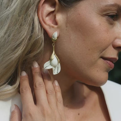 Boucles d'oreilles fleures rétro en floraison