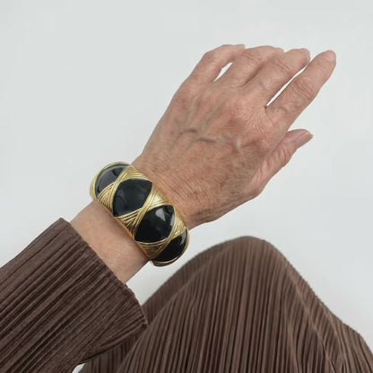 Bracciale con dichiarazione audace Eclipse Aura 