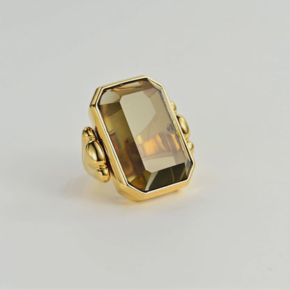 Bague Noire Vintage Française Marique 
