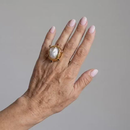 Baroque Pearl Halo Anello