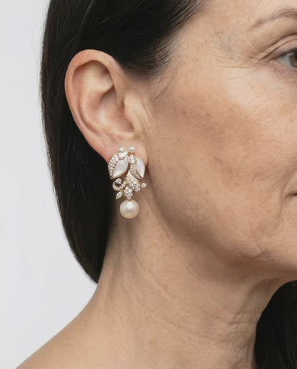 Belle Jardin Pearl Earrings
