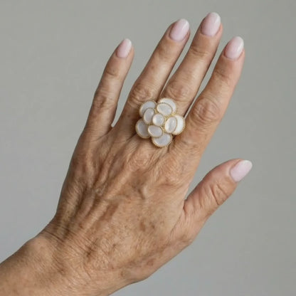 Pearl Bloom Vintage Ring