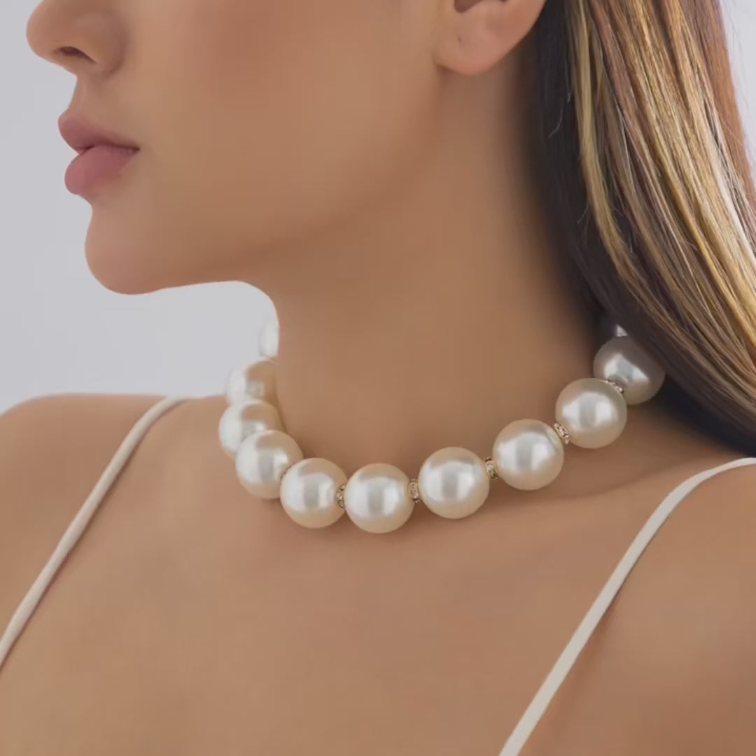 Zenith Chunky Pearl Beads Necklace – Voisson