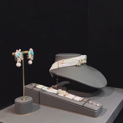 Azure Fleur Pearl Necklace