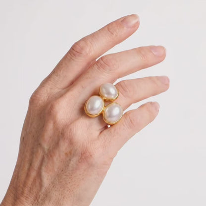 Golden Cluster Ring