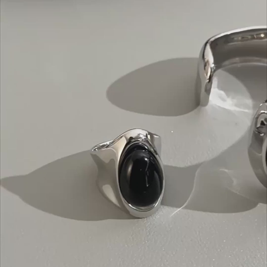 Henrietta’s Heirloom Natural Agate Open Ring