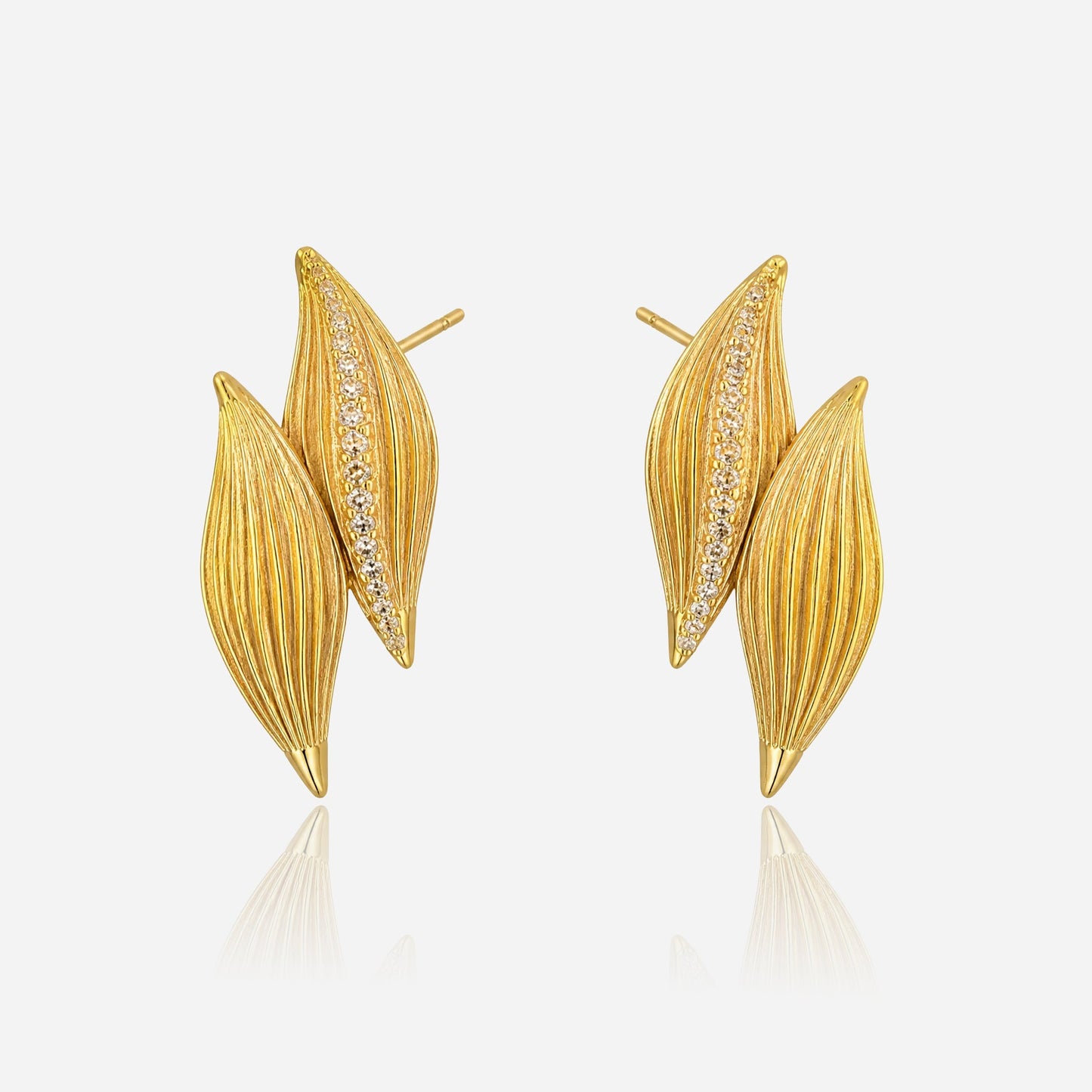 Radiant Leaf Earrings - Voisson