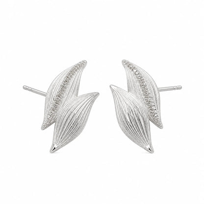 Radiant Leaf Earrings - Voisson