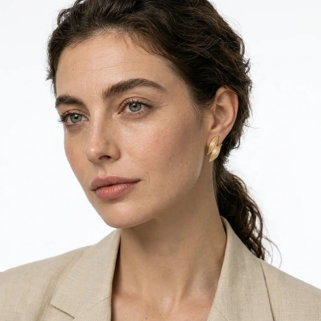 Radiant Leaf Earrings - Voisson