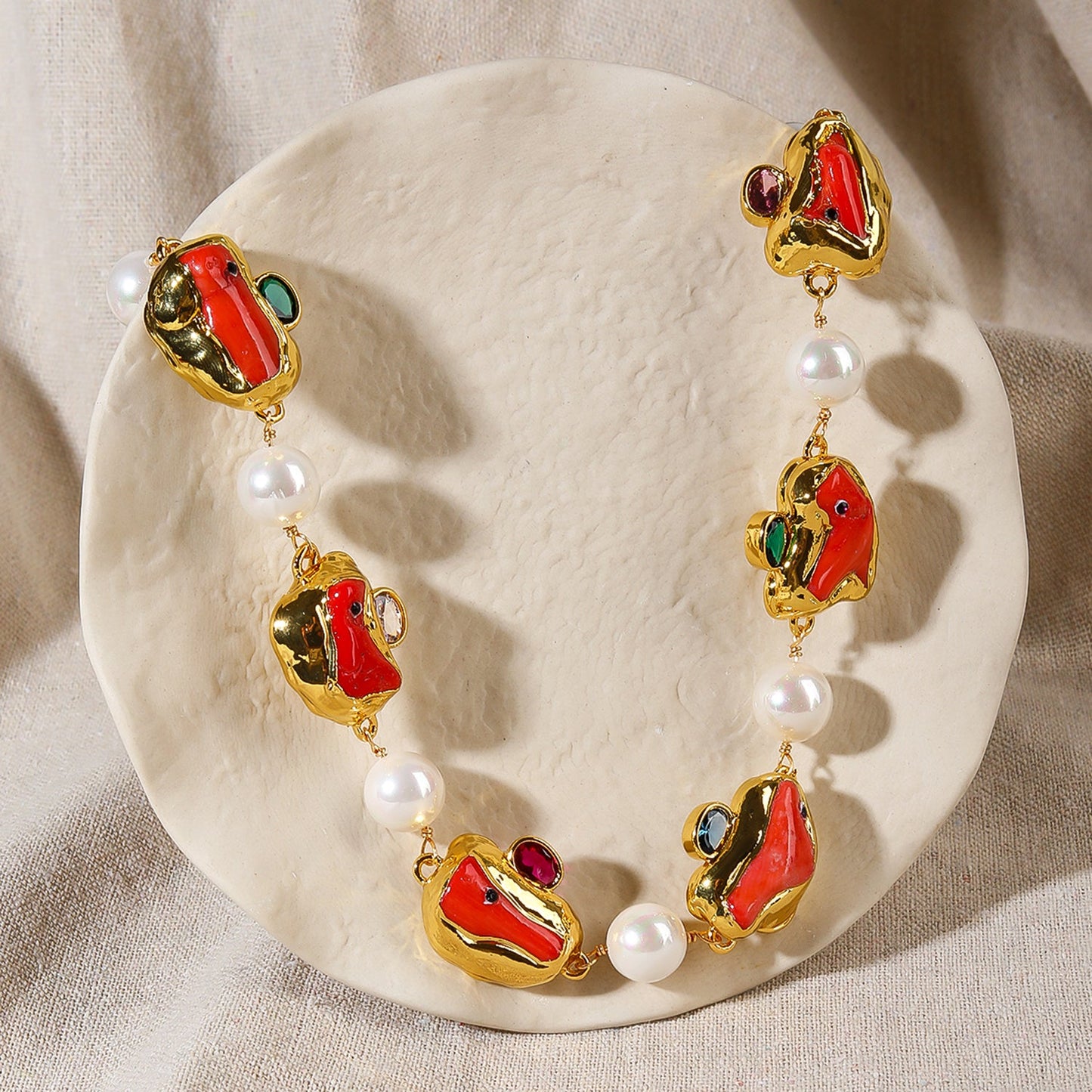 Red Muse Pearl Necklace - Voisson