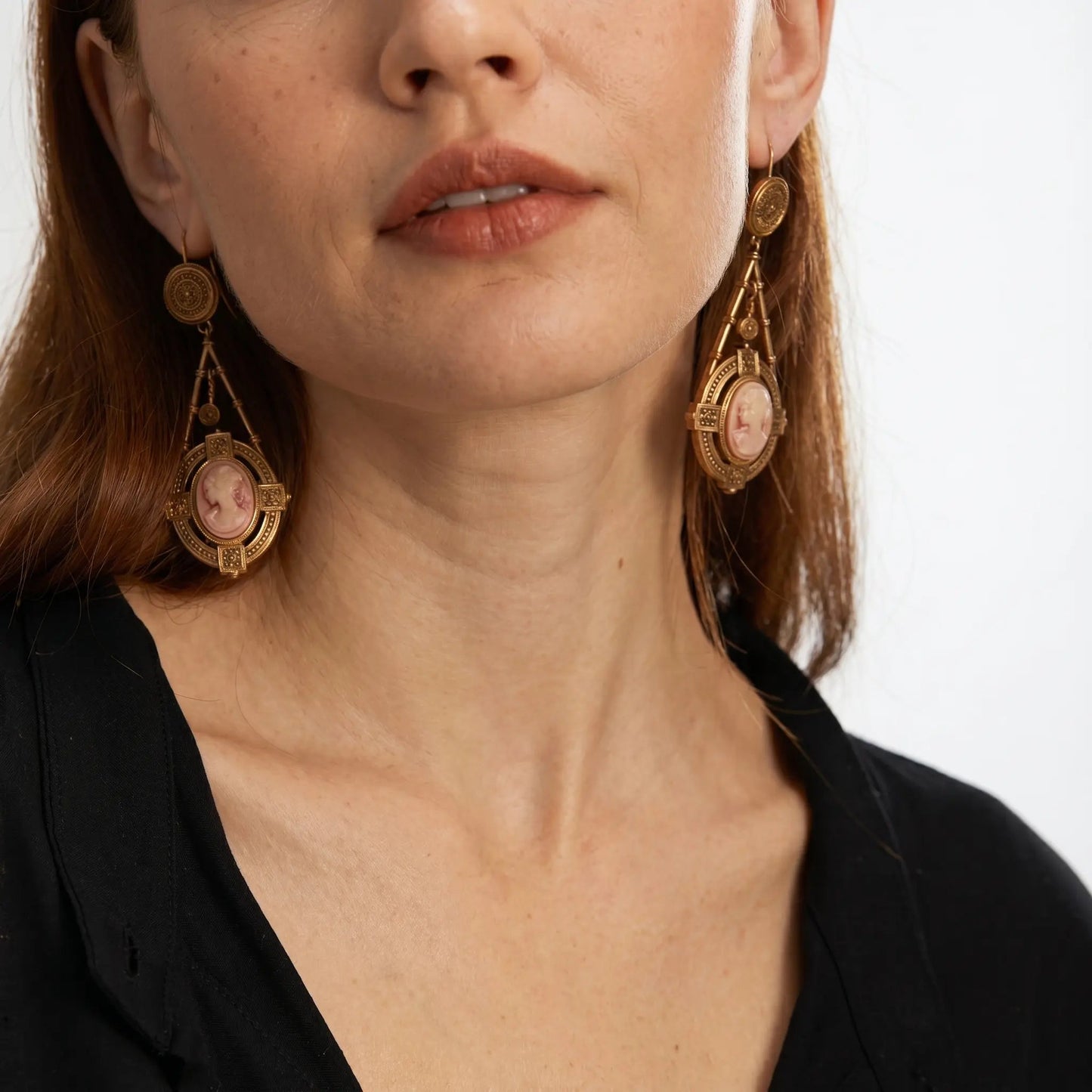 Royal Cameo Medallion Earrings - Voisson