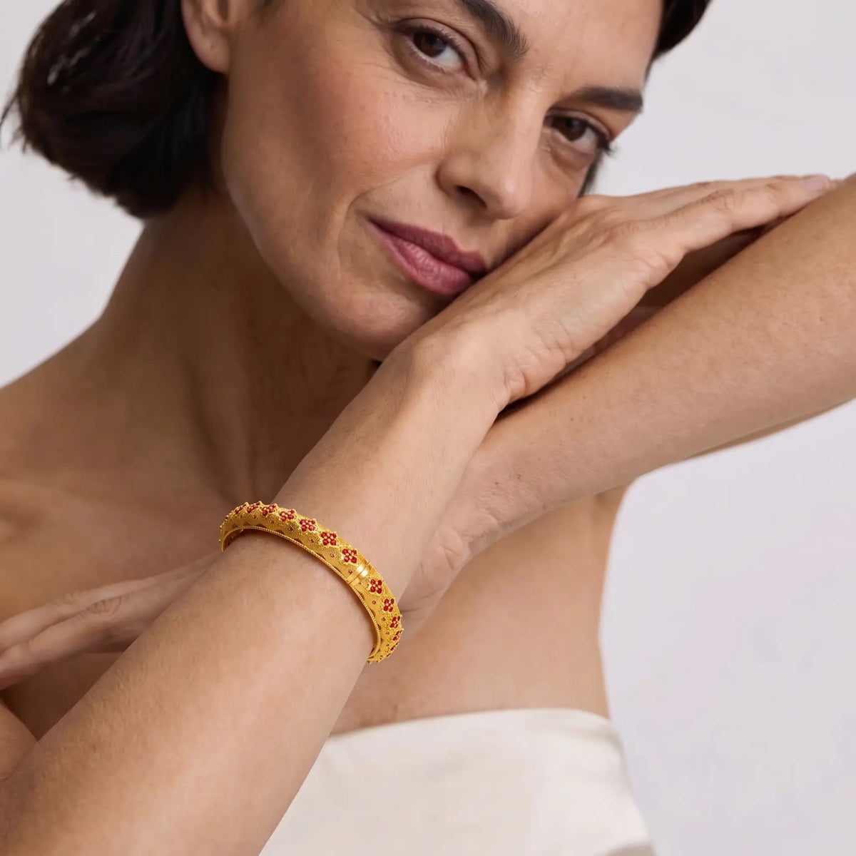 Ruby Blossom Bangle - Voisson