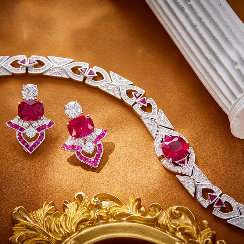 Scarlet Helix Necklace - Voisson