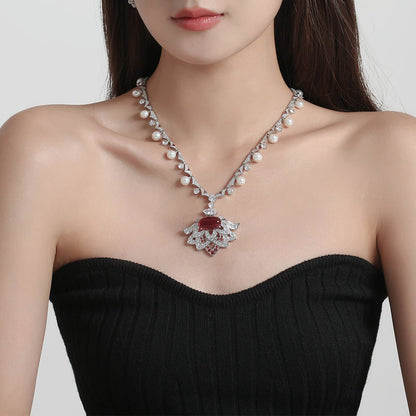 Scarlet Lotus Pearl Necklace - Voisson