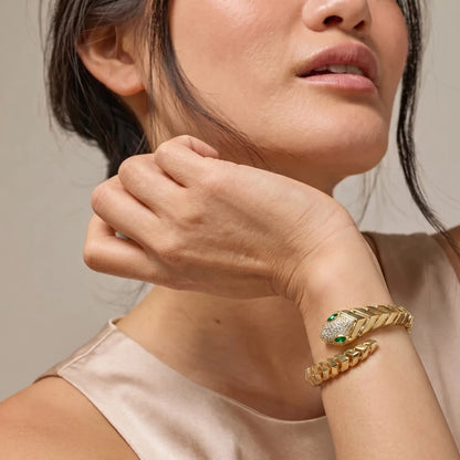 Serpent Embrace Bracelet - Voisson