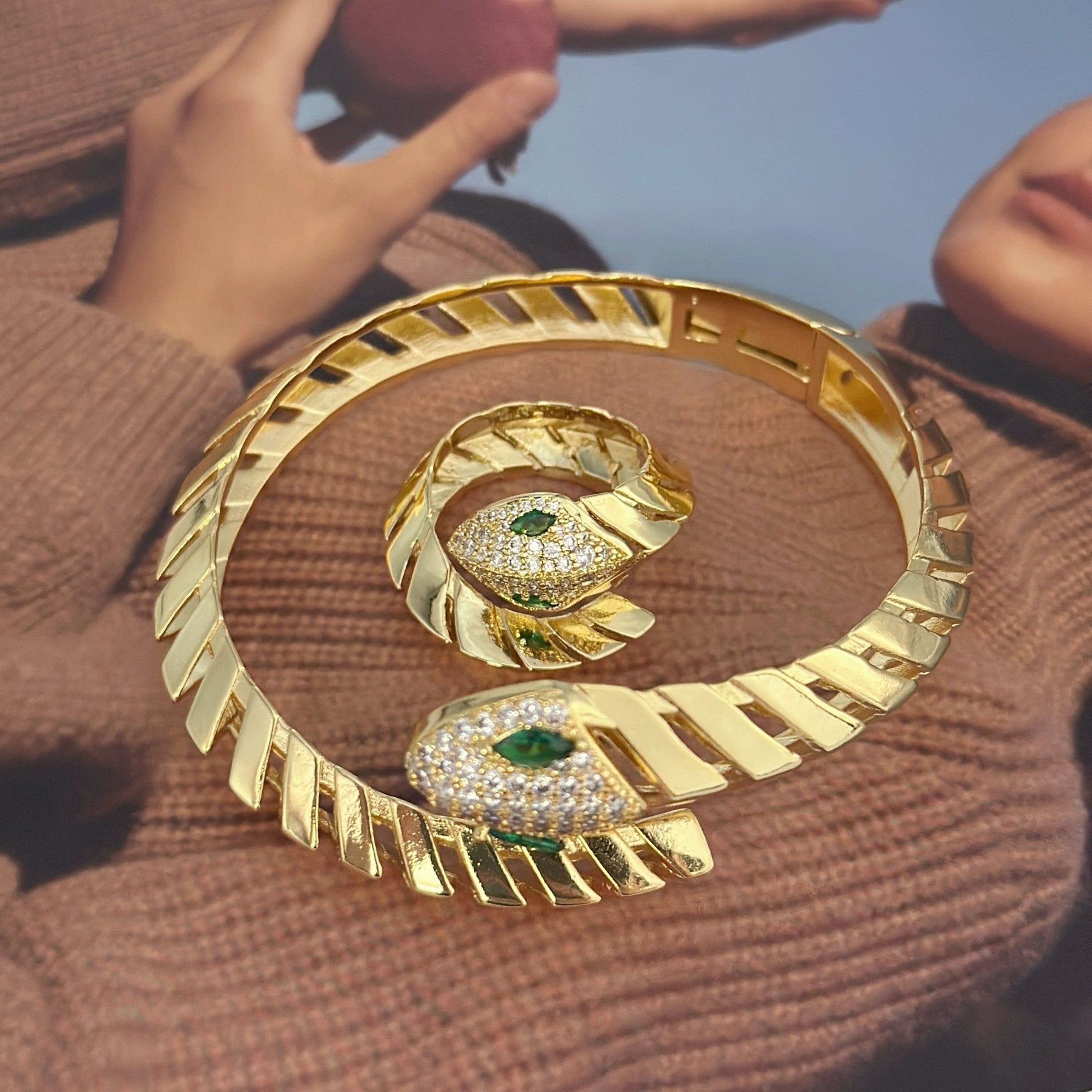 Serpent Embrace Ring - Voisson