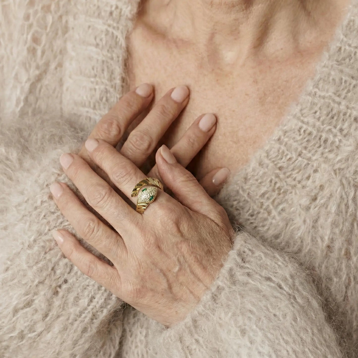 Serpent Embrace Ring - Voisson