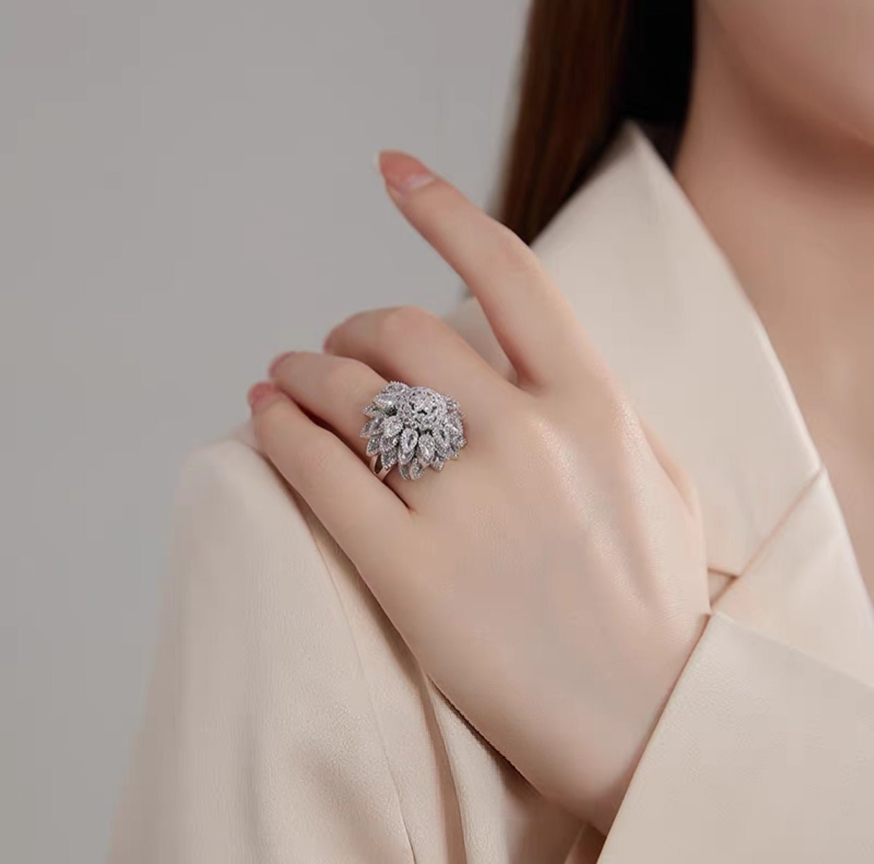 Sunflare Bloom Ring - Voisson