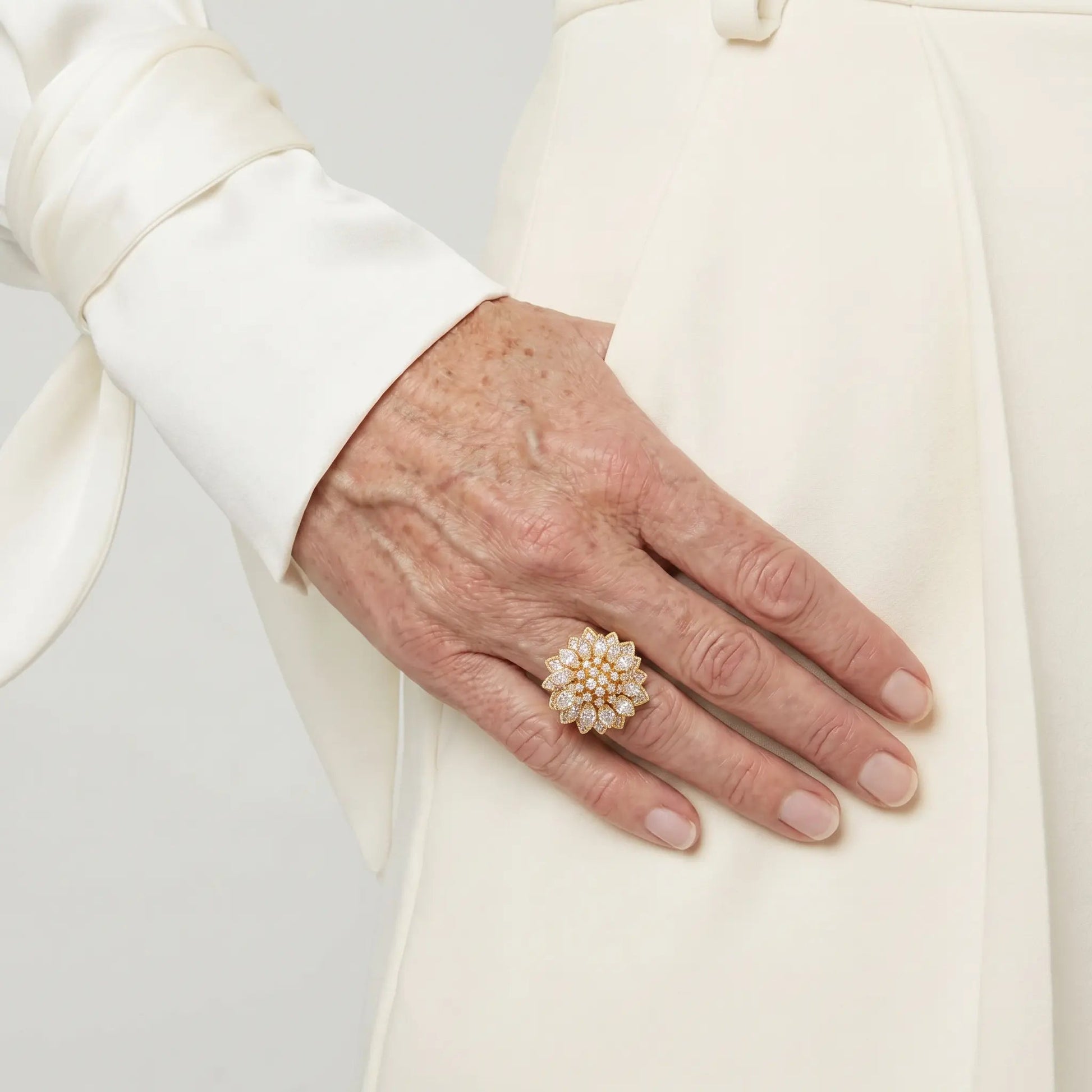 Sunflare Bloom Ring - Voisson