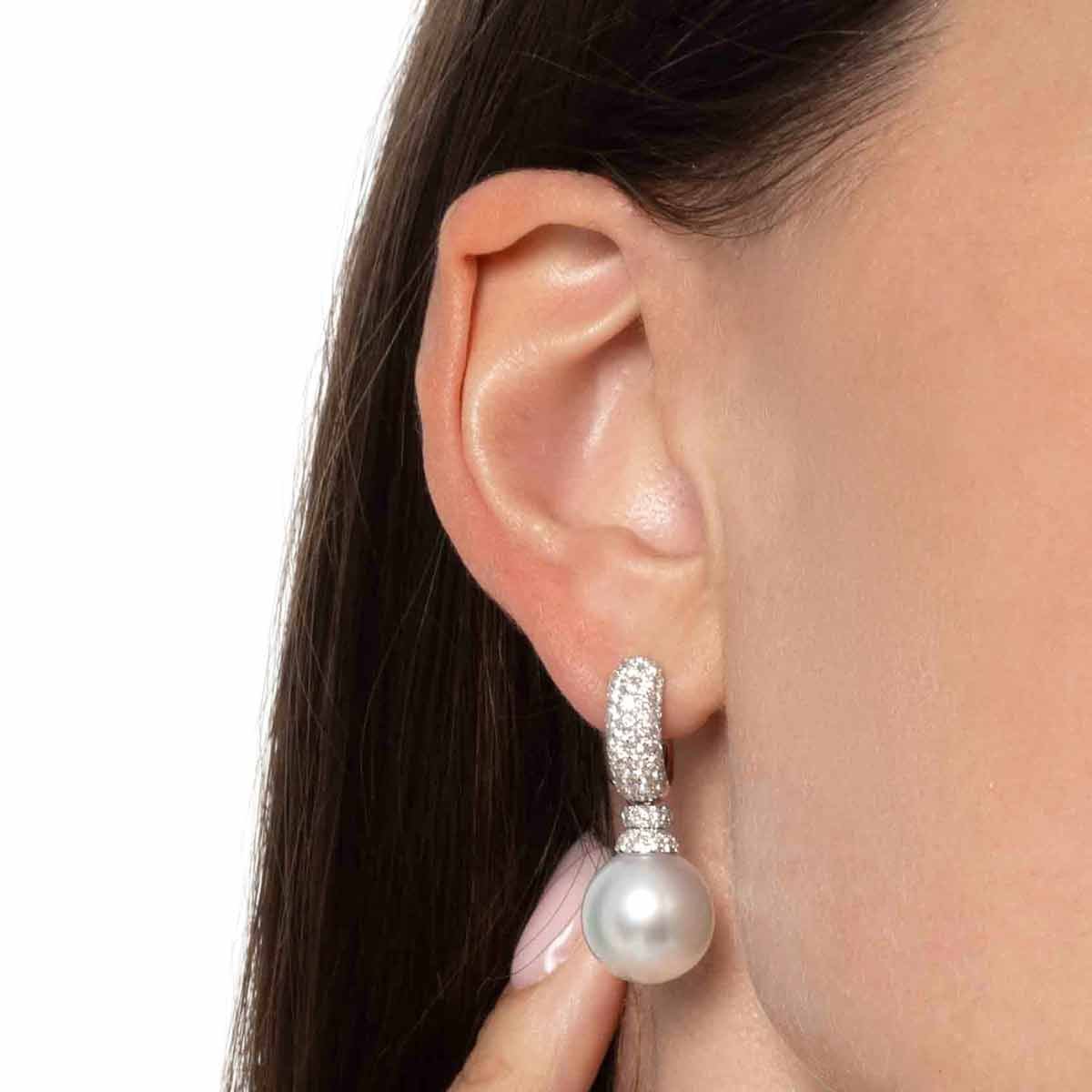 Swanlight Pearl Earrings - Voisson