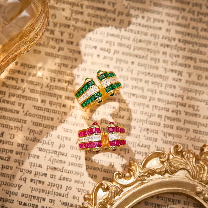 Temple Crest Ring - Voisson